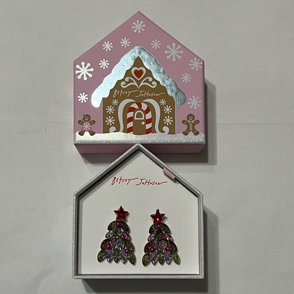 Betsey Johnson Christmas Tree Star Crystal Earrings NWT - Picture 3 of 8